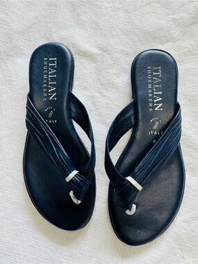 Italian Shoemakers Navy Leather Crossover Slide Sandals  size 5 NWOT